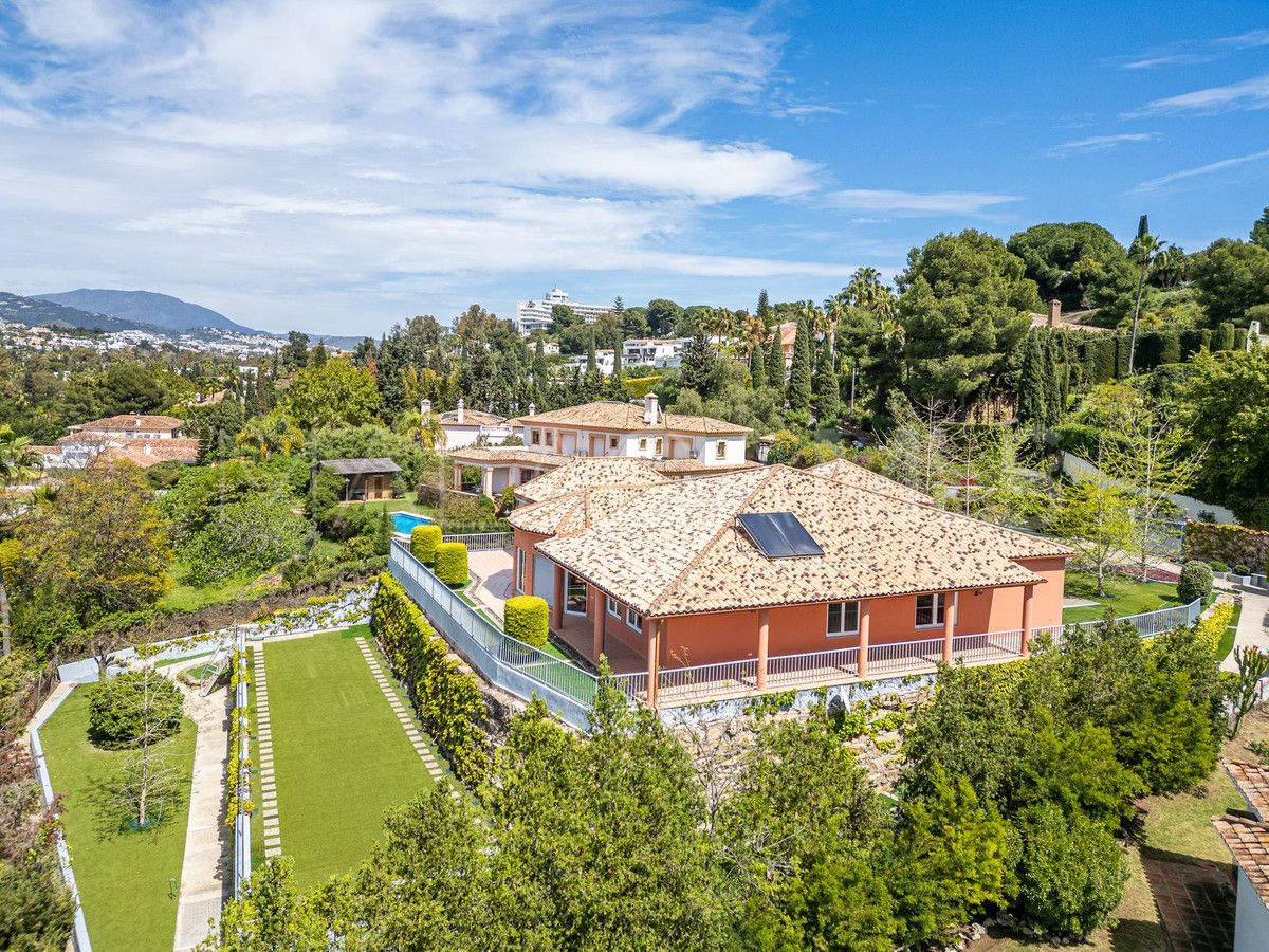 Villa for sale in El Paraiso