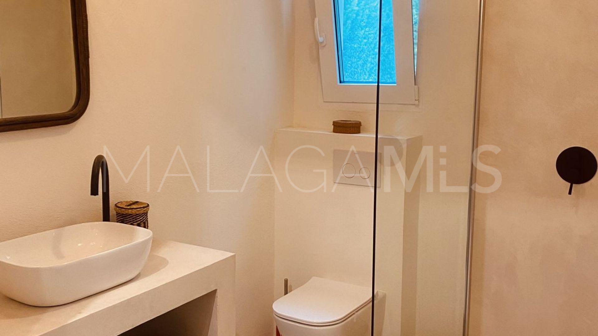 Villa for sale in El Chaparral with 5 bedrooms