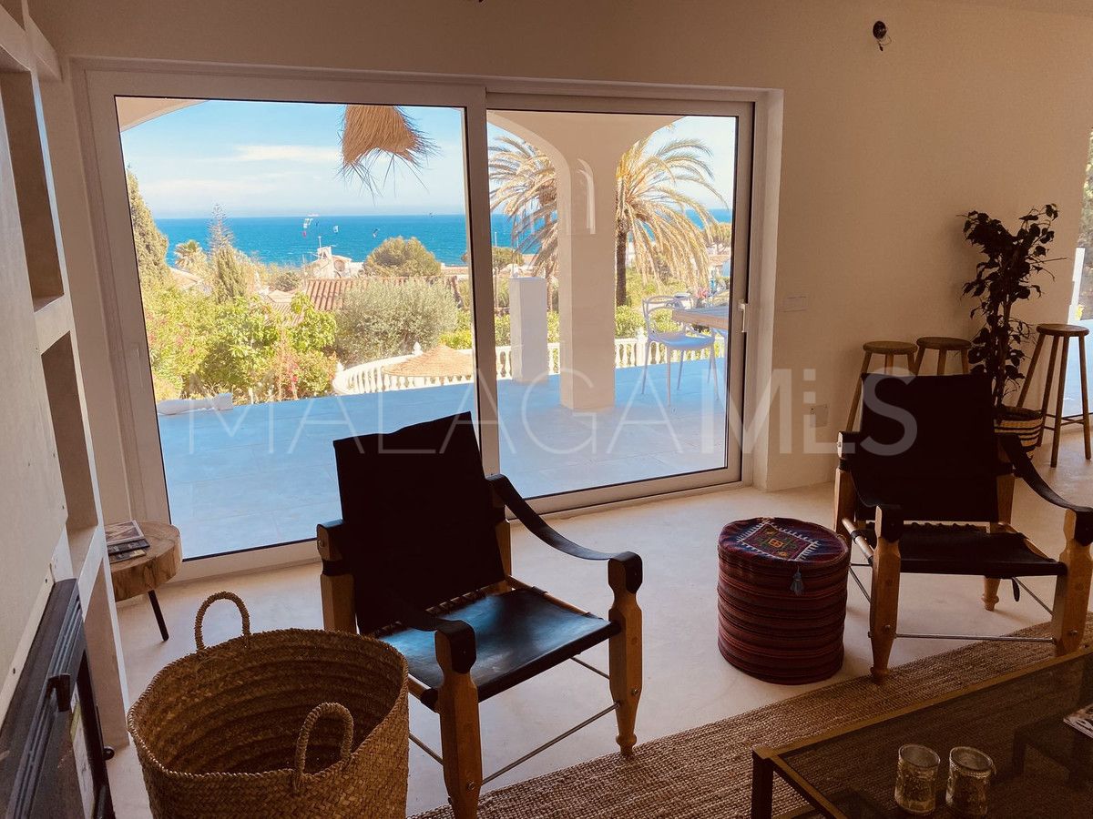 Villa for sale in El Chaparral with 5 bedrooms