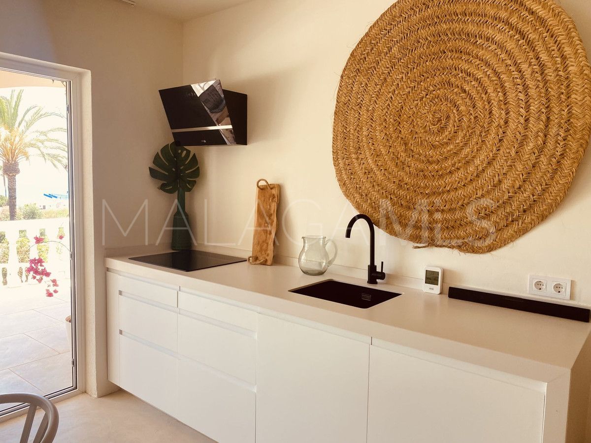 Villa for sale in El Chaparral with 5 bedrooms