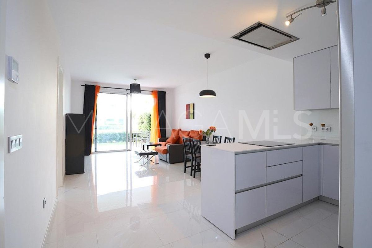 Ground floor apartment for sale in Bel Air with 2 bedrooms