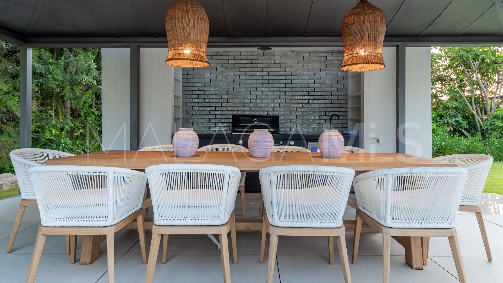 Villa for sale in Atalaya Golf