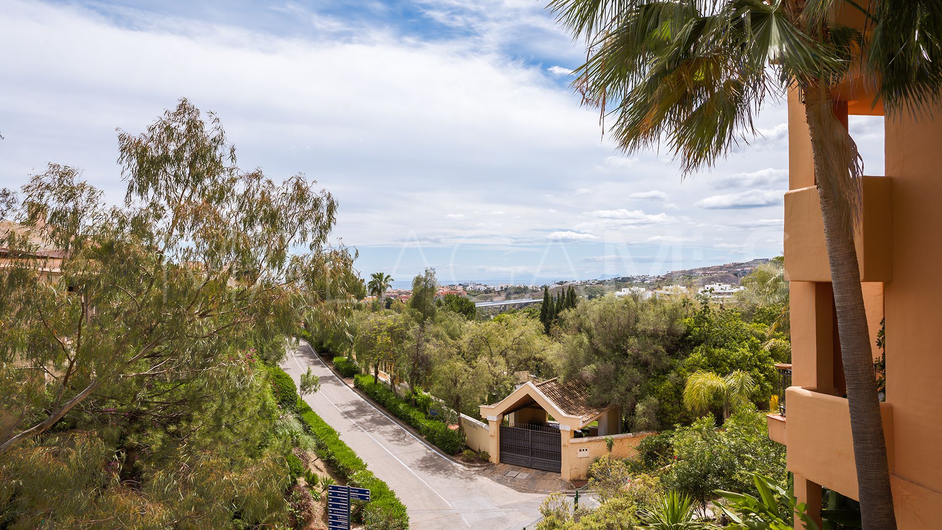 Lägenhet for sale in Cumbres de Los Almendros