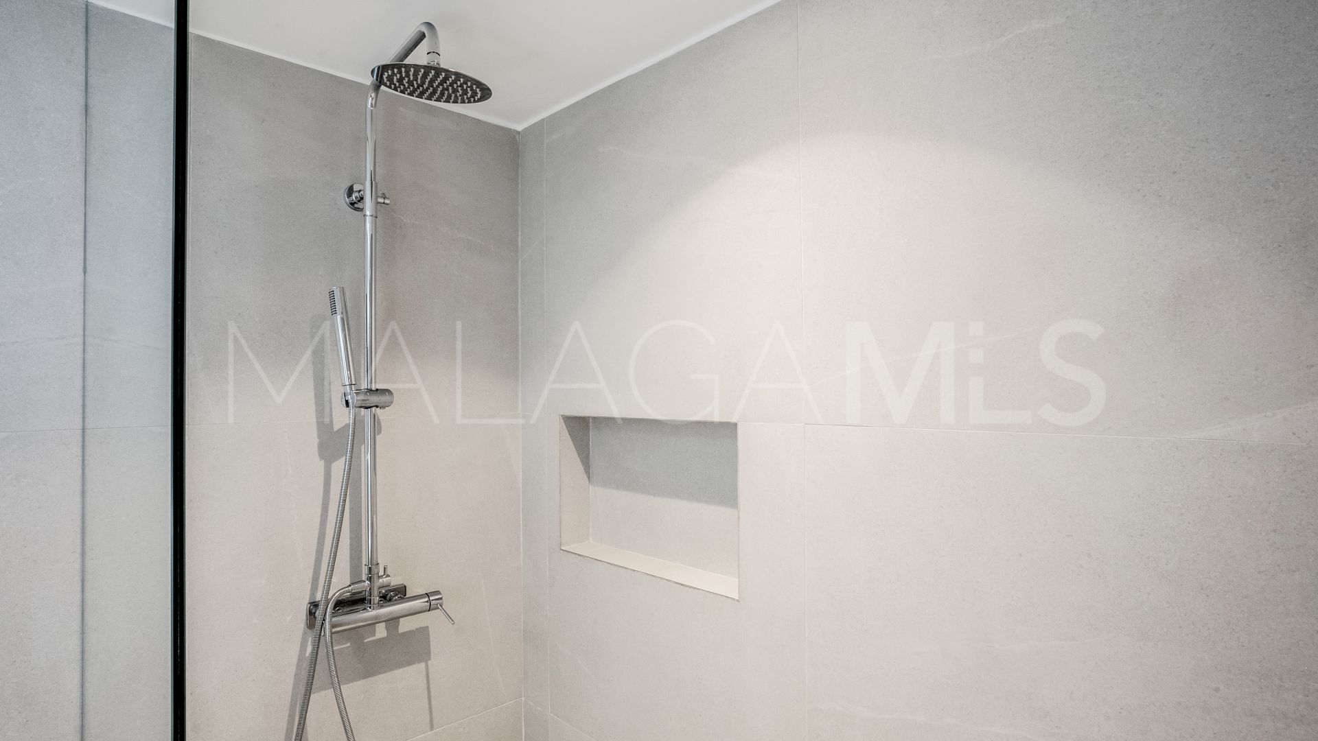 Appartement terrasse for sale in Los Arqueros Beach