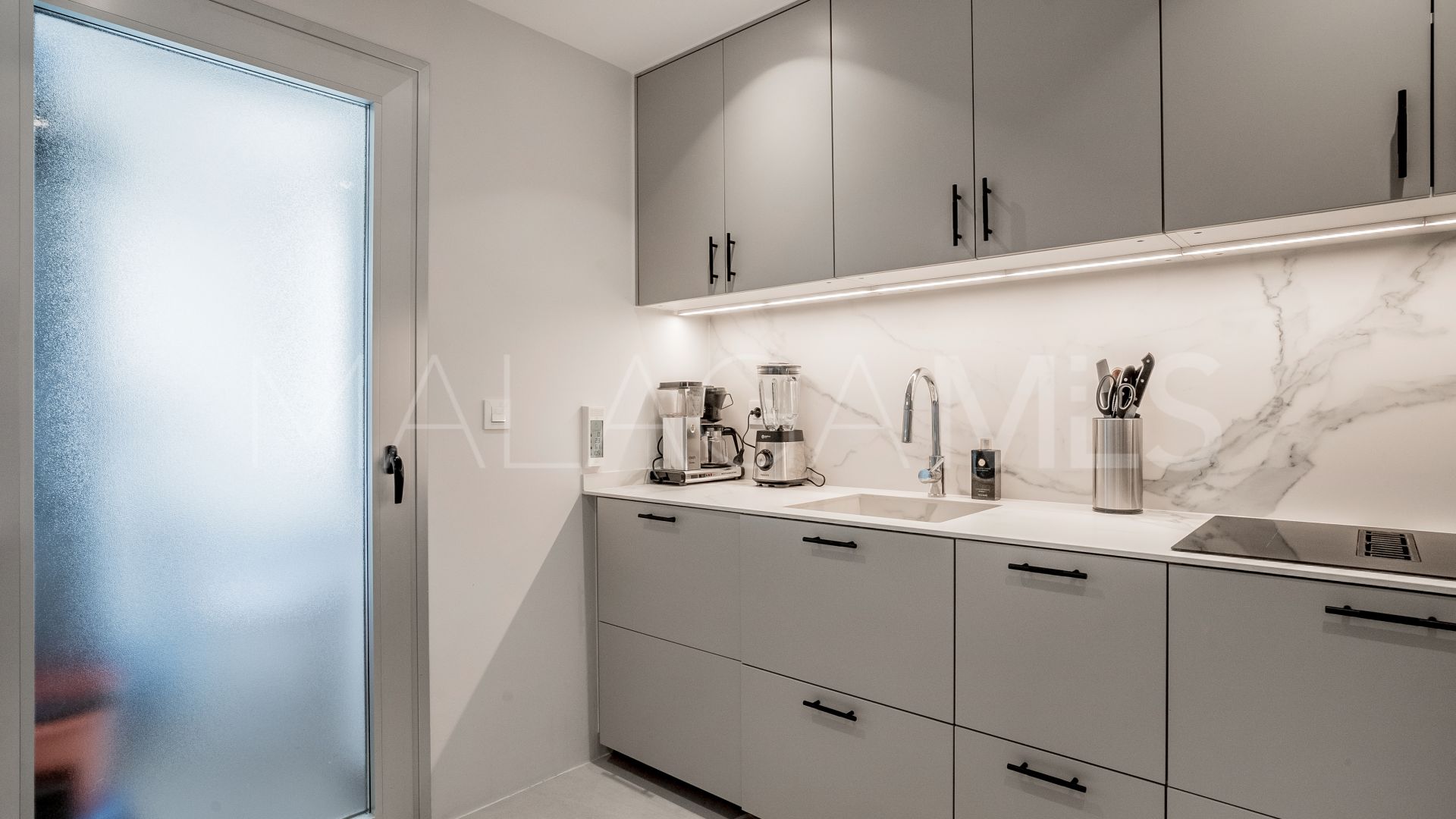 Appartement terrasse for sale in Los Arqueros Beach