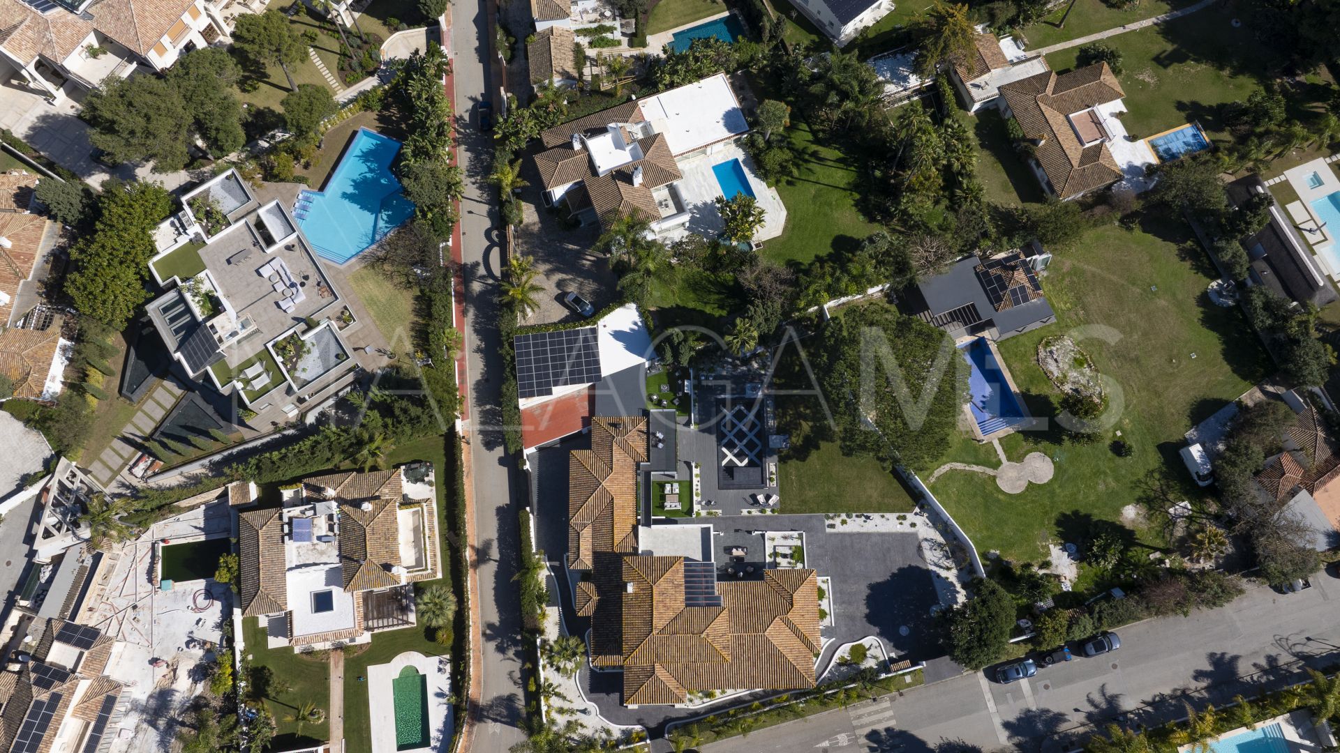 Casasola, villa for sale