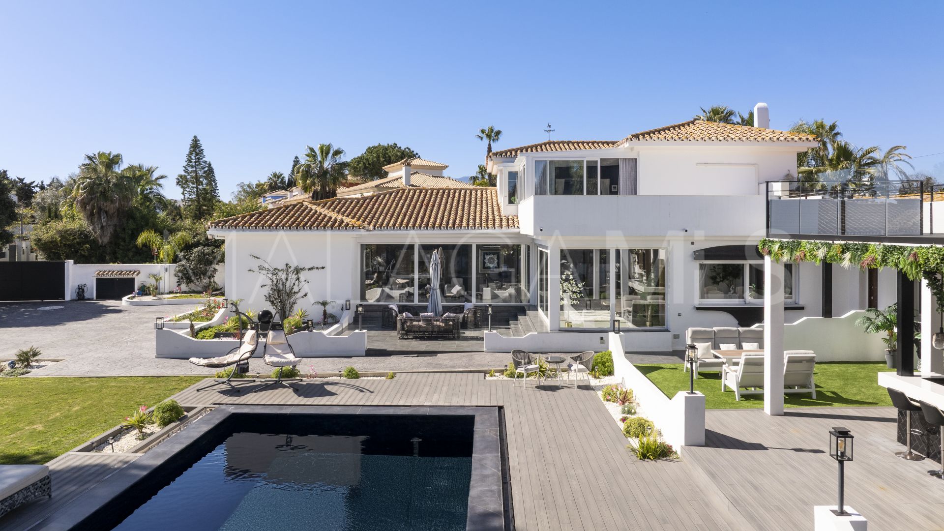 Casasola, villa for sale