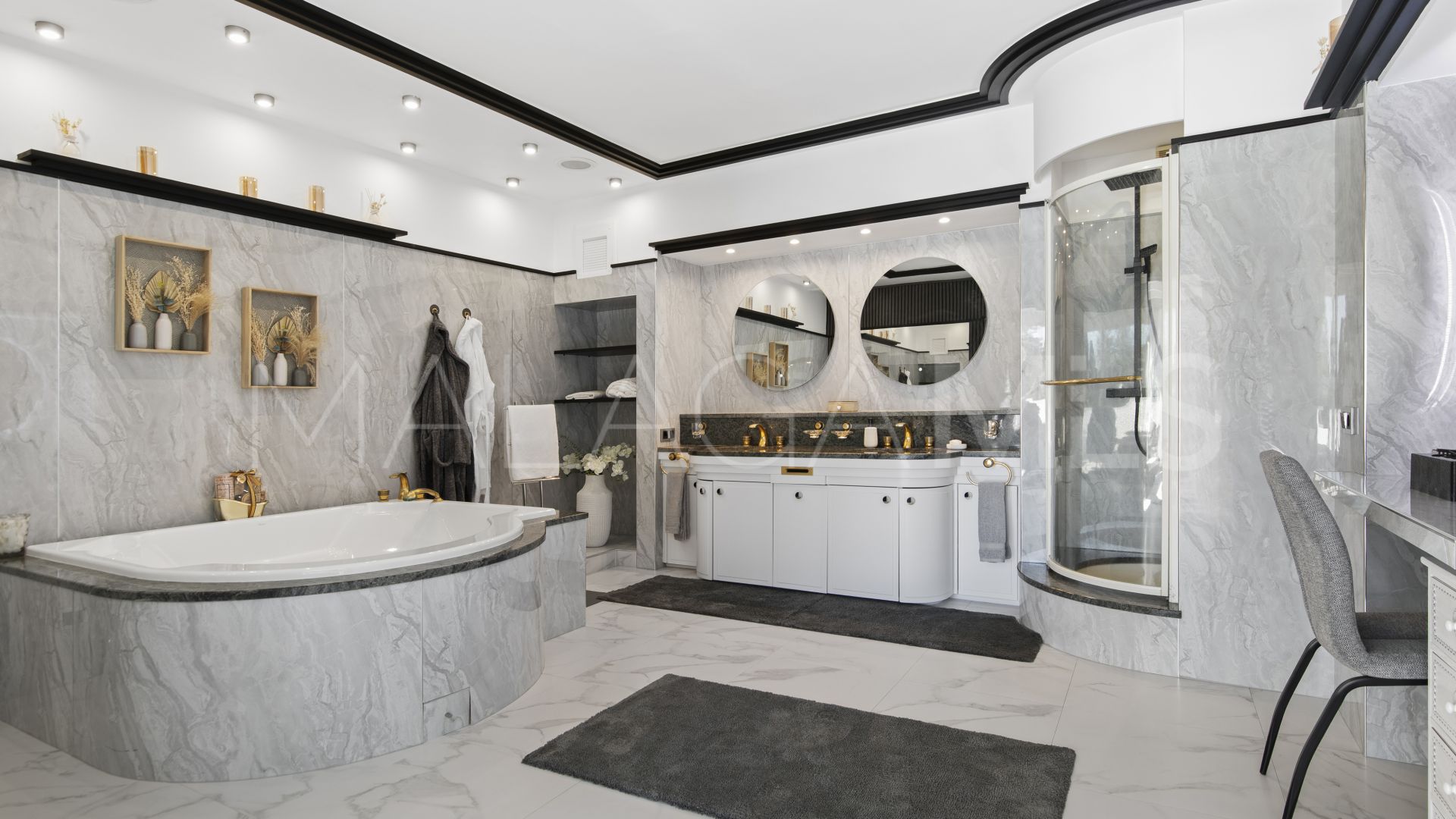 Casasola, villa for sale