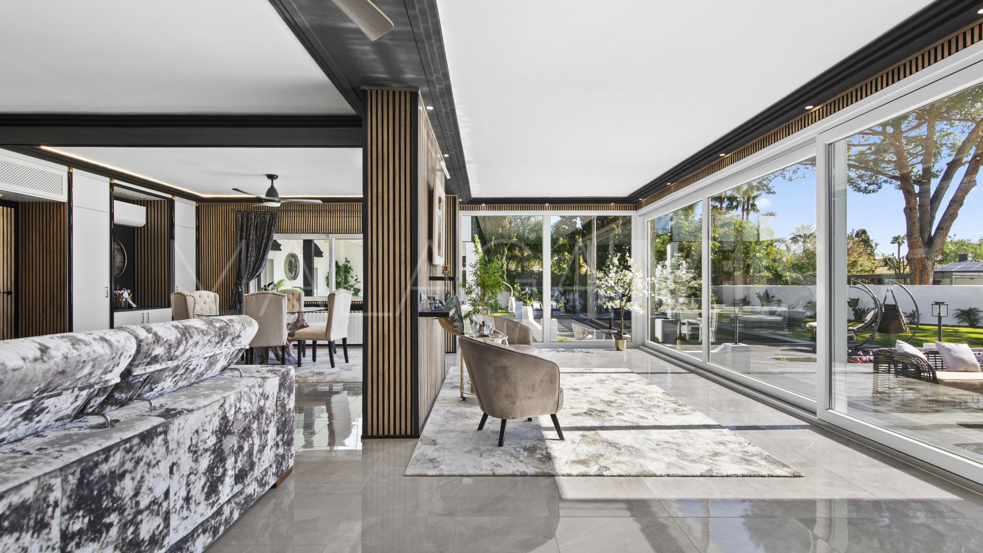 Casasola, villa for sale