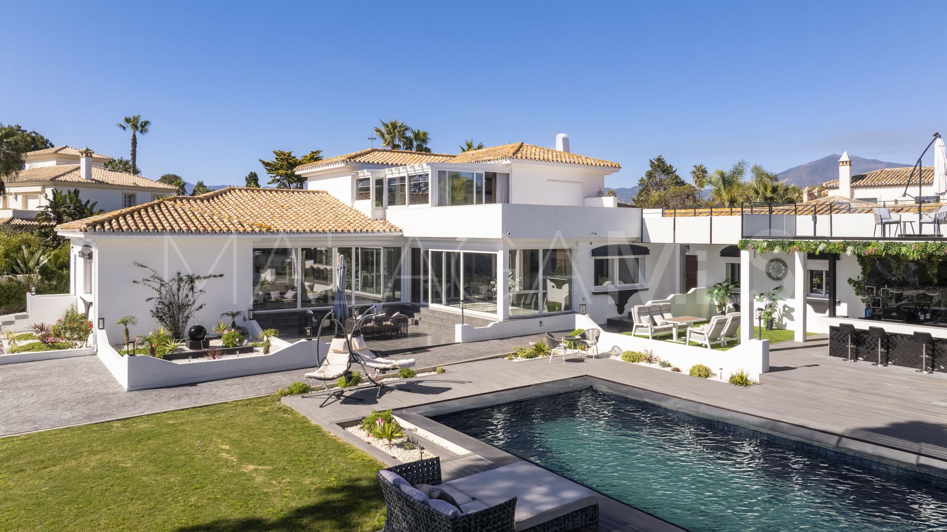 Casasola, villa for sale