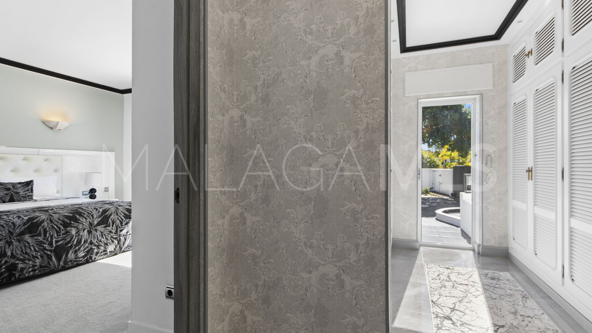 Casasola, villa for sale