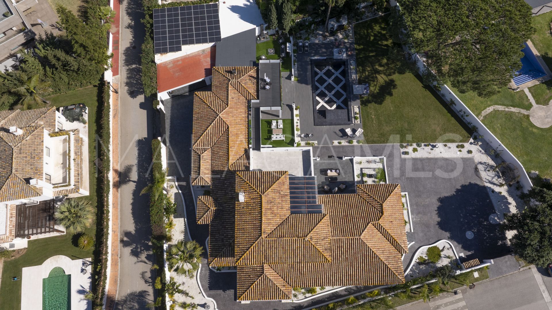 Casasola, villa for sale