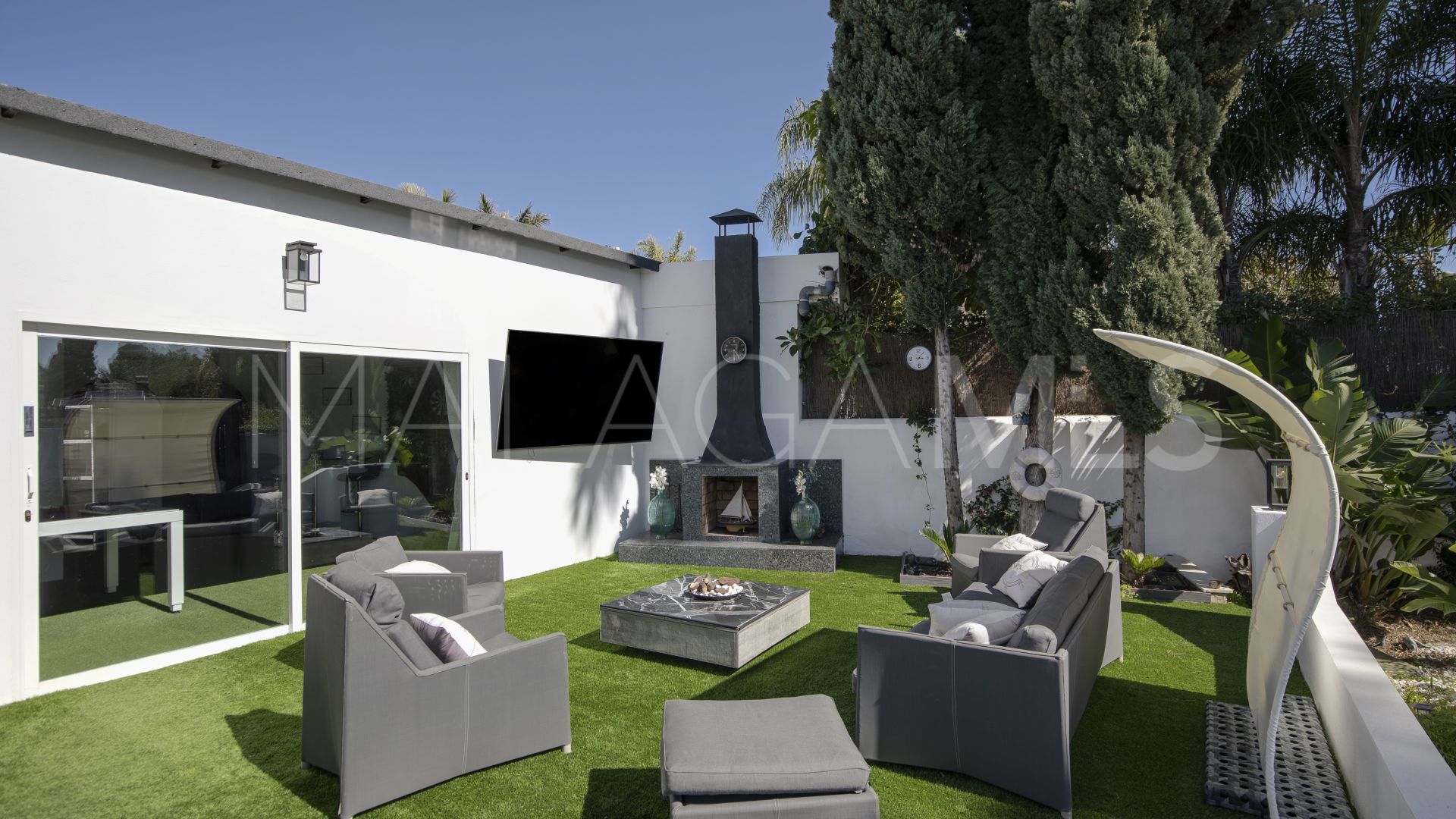 Casasola, villa for sale