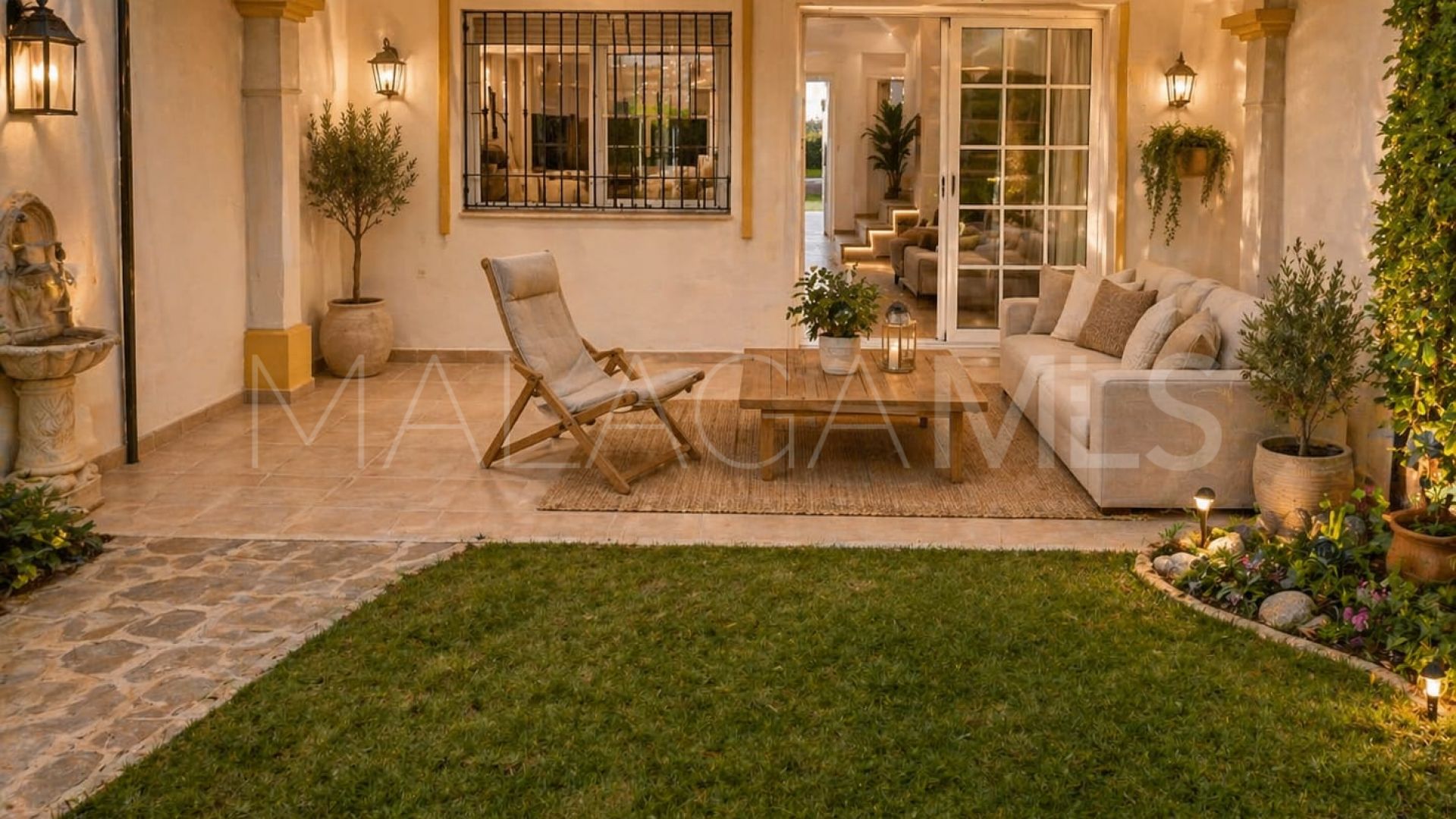 Radhus for sale in Nueva Andalucia
