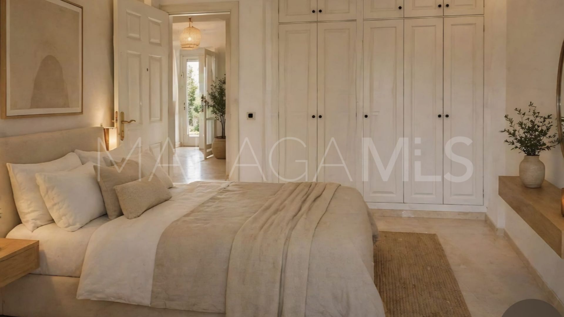 Radhus for sale in Nueva Andalucia