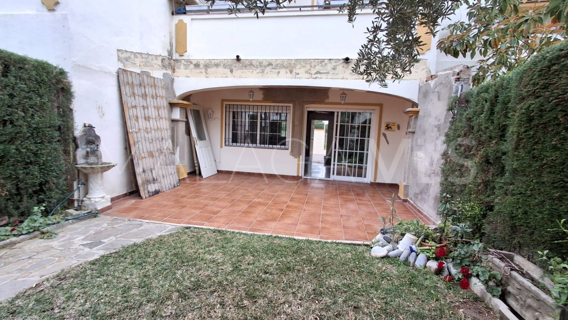 Radhus for sale in Nueva Andalucia