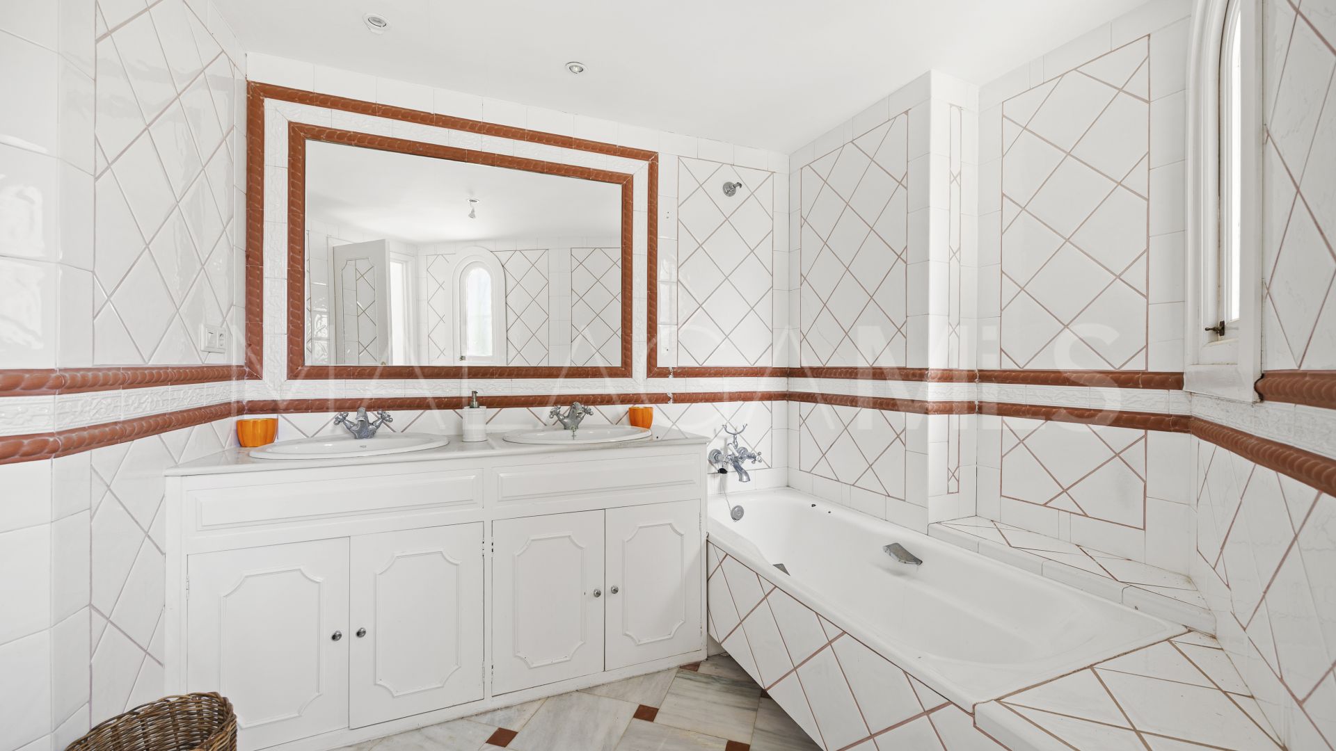 Villa for sale in Puerto del Almendro