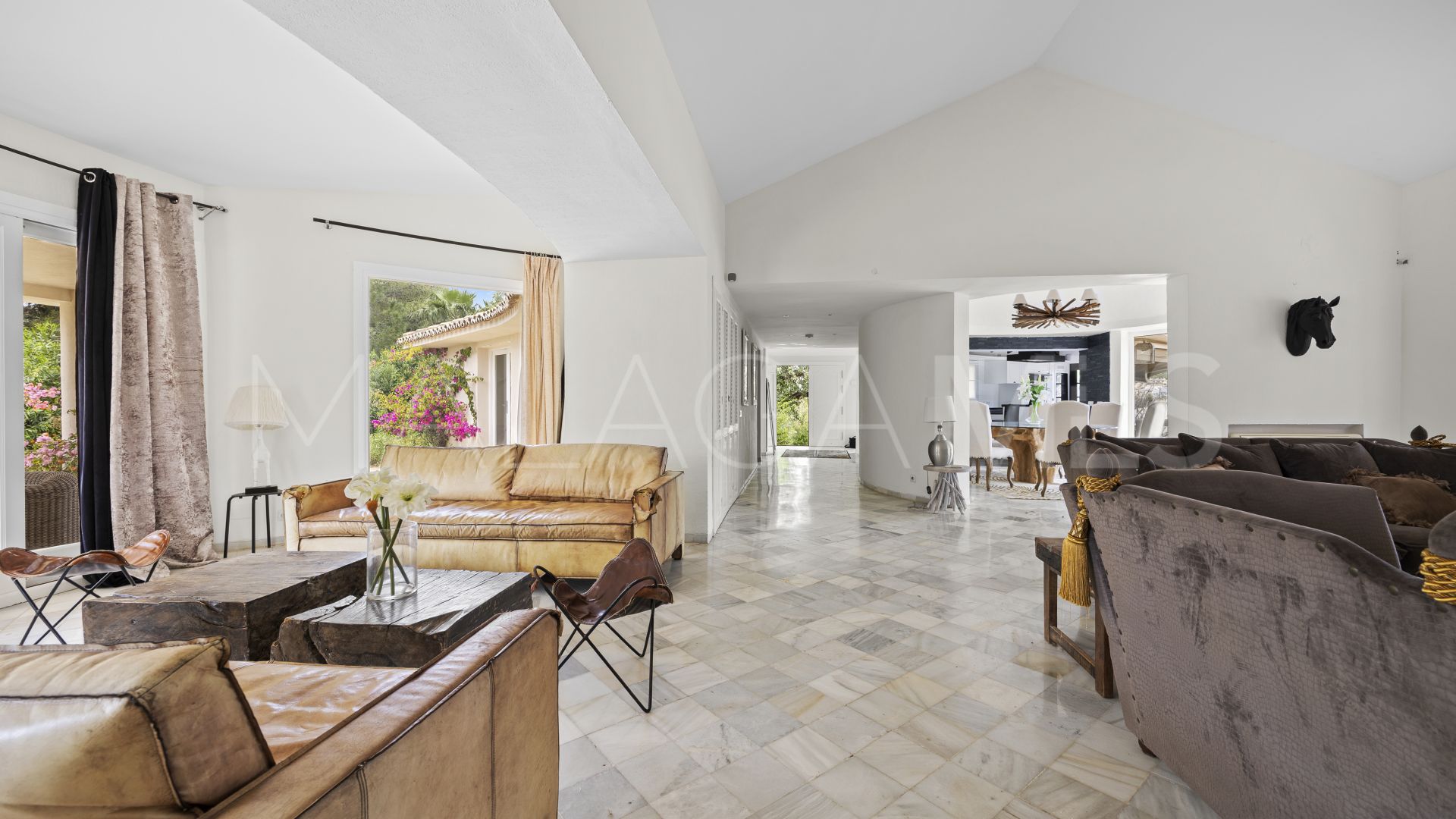 Villa for sale in Puerto del Almendro