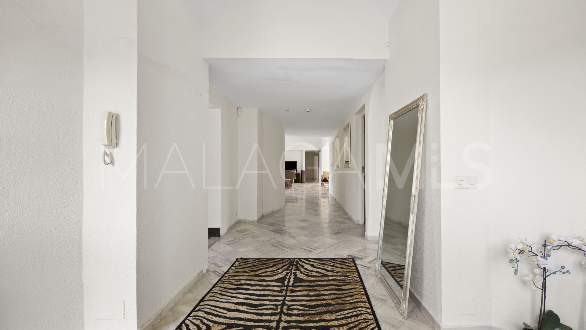 Villa for sale in Puerto del Almendro