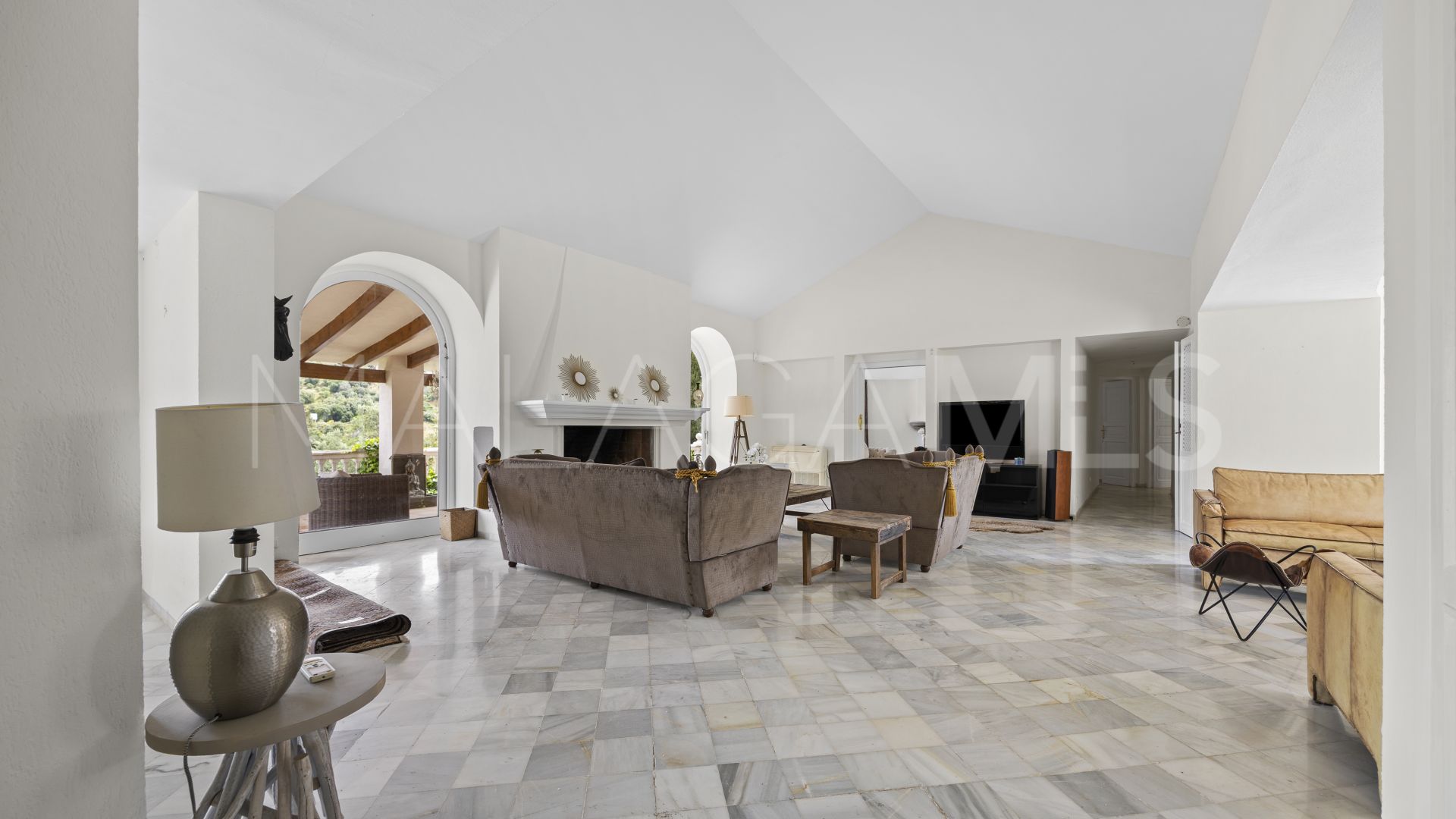 Villa for sale in Puerto del Almendro