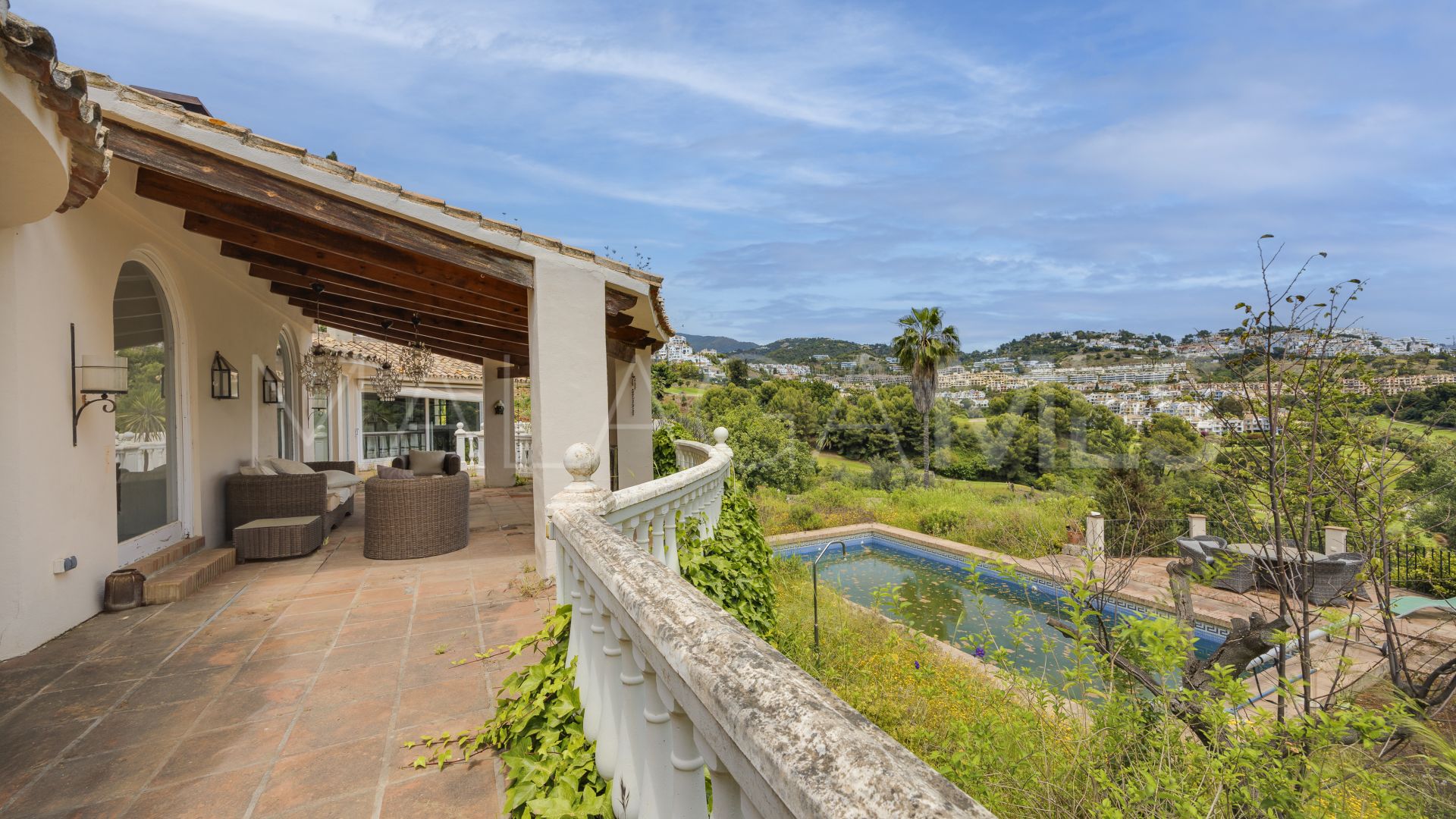 Villa for sale in Puerto del Almendro