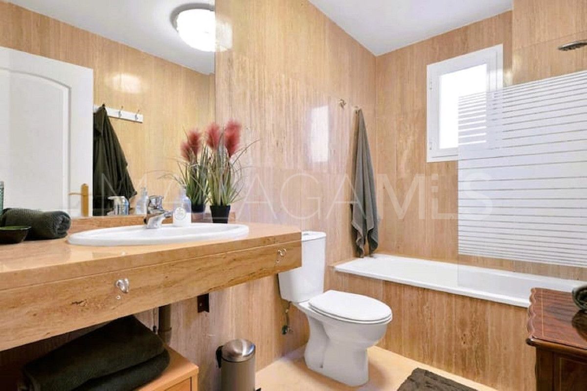 Se vende apartamento in Elviria