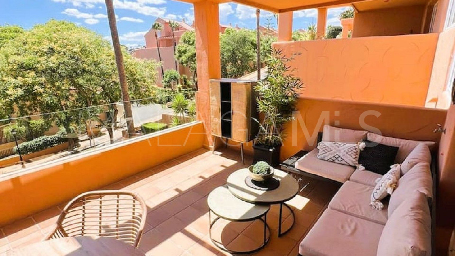 Se vende apartamento in Elviria