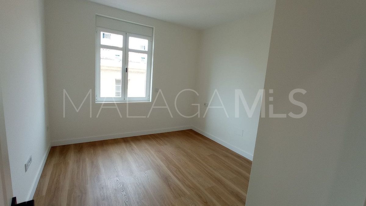 Se vende apartamento in Malaga with 3 bedrooms