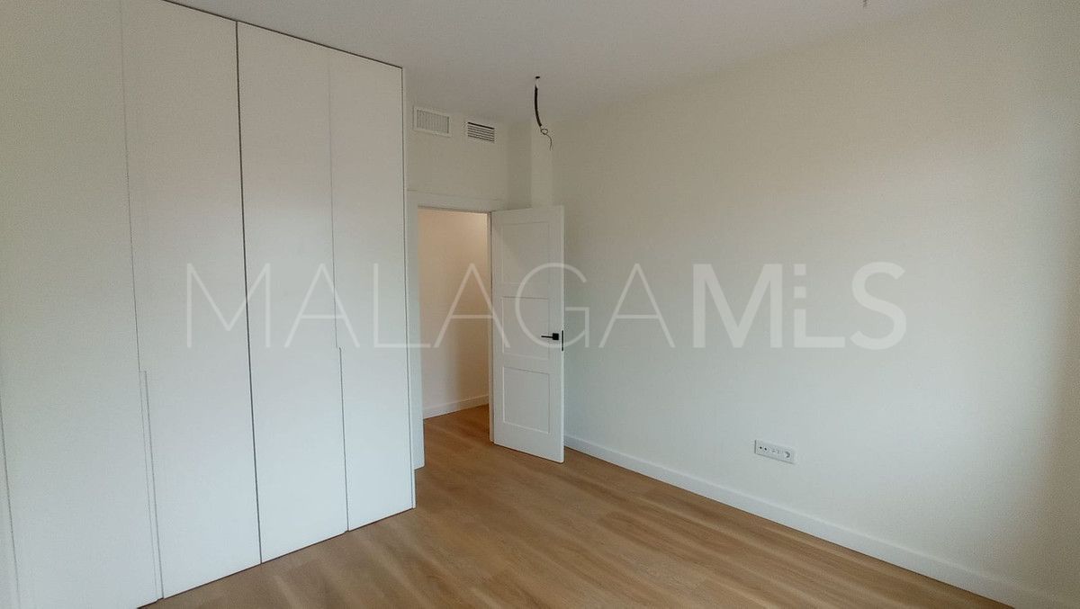 Se vende apartamento in Malaga with 3 bedrooms