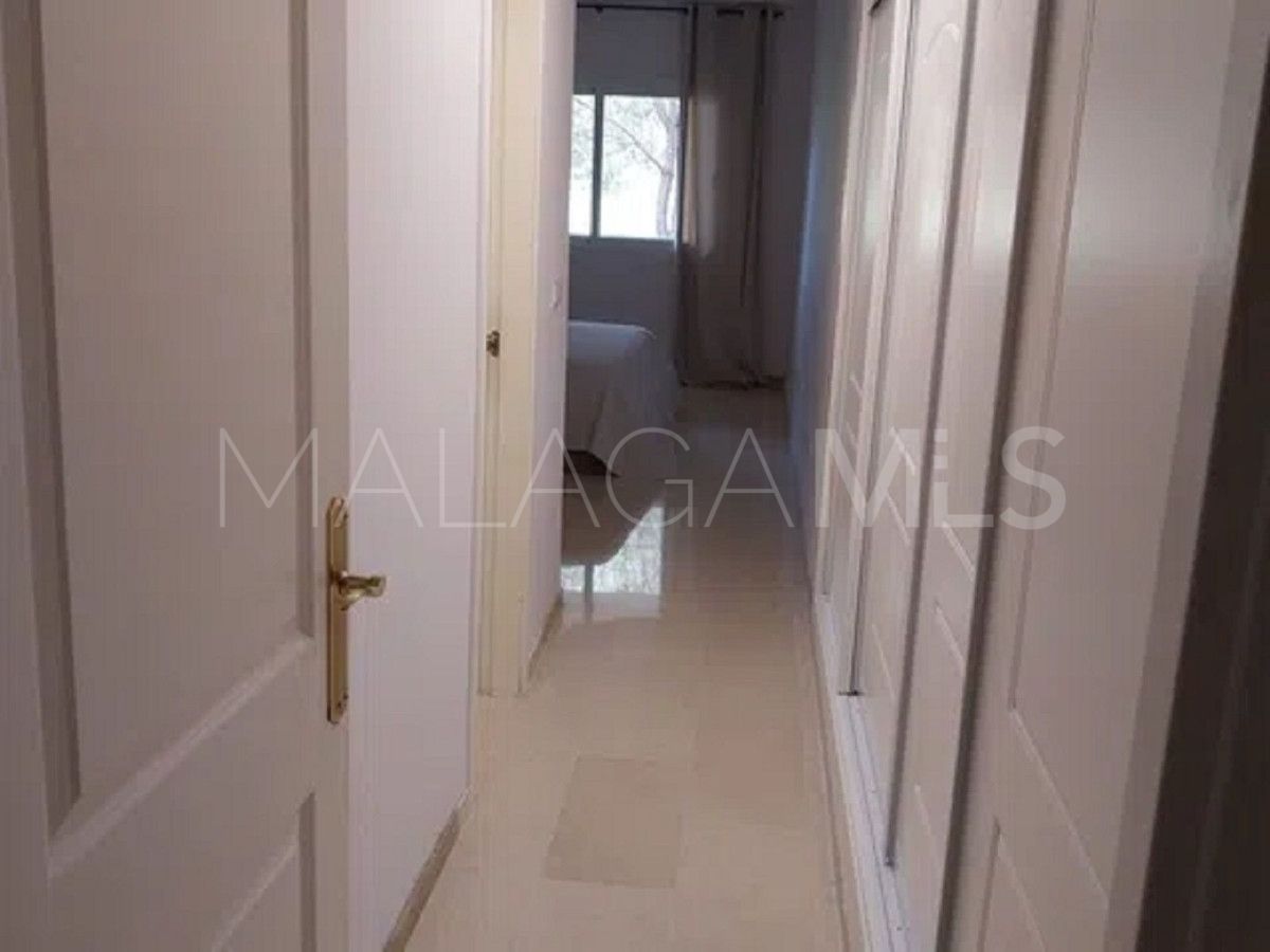 Apartamento planta baja de 2 bedrooms for sale in Elviria