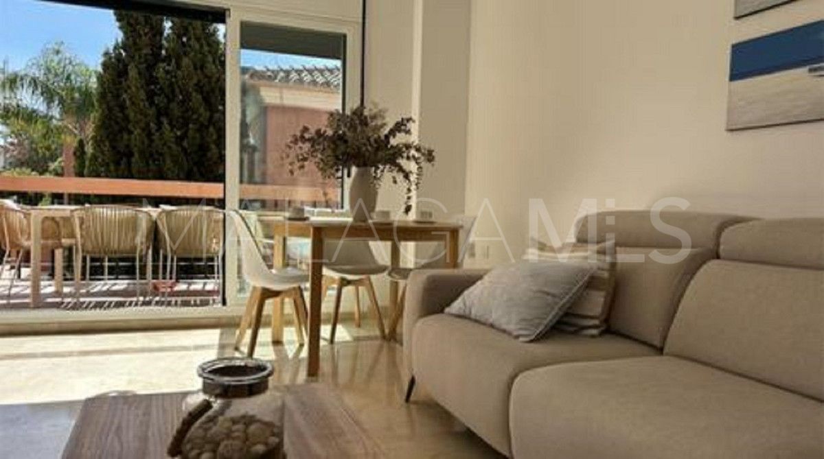 Lägenhet for sale in Elviria