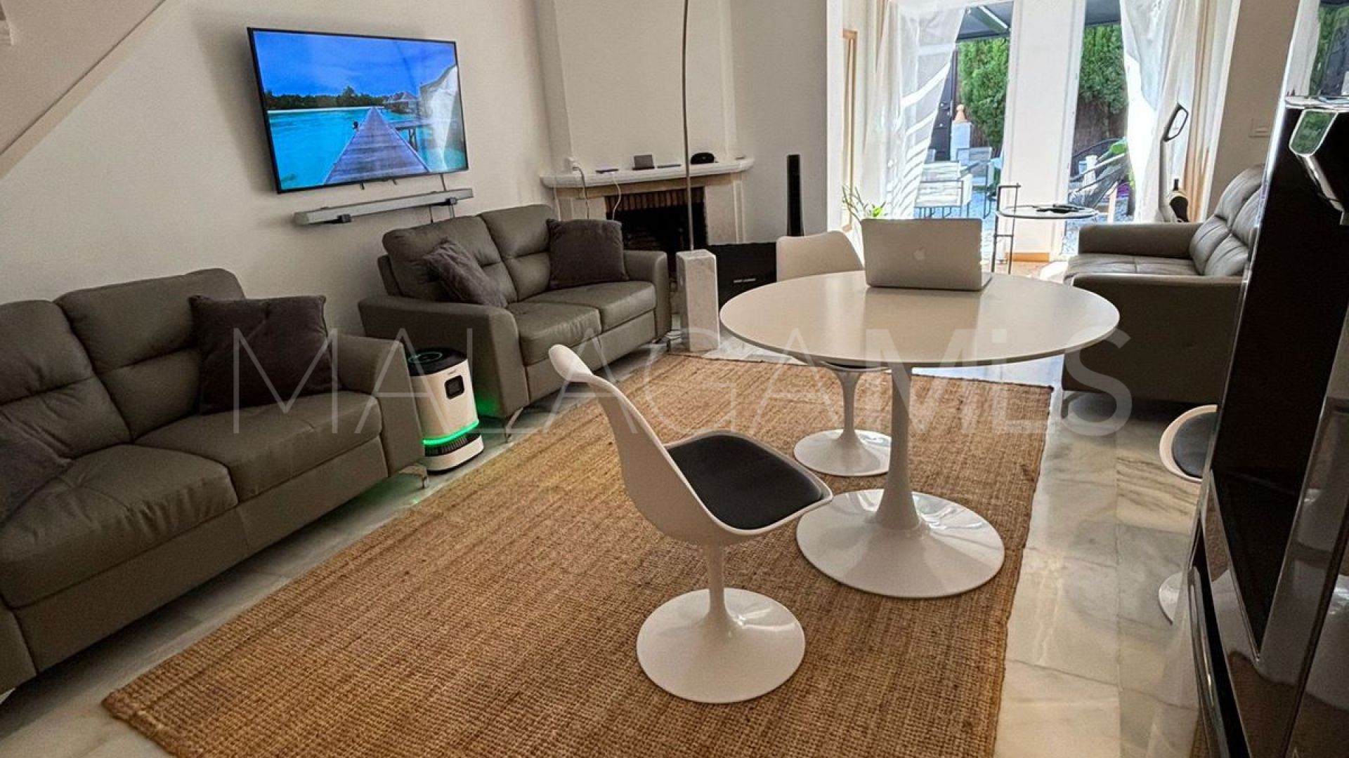 Radhus for sale in Elviria