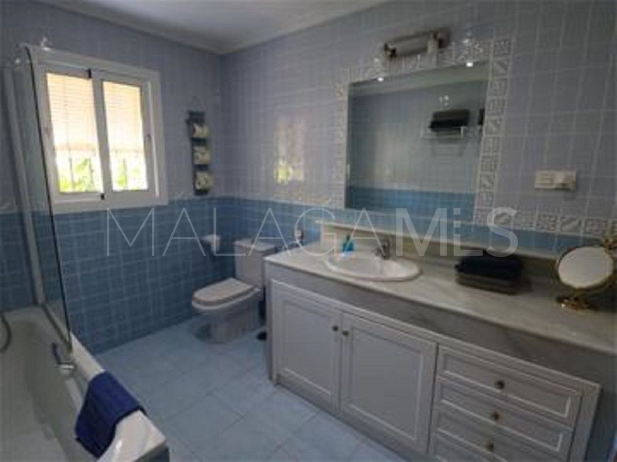 Villa for sale in Torremolinos