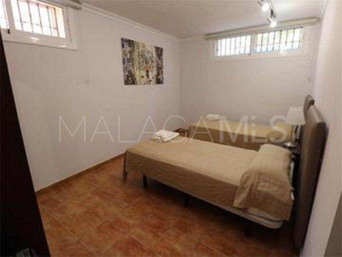 Villa for sale in Torremolinos