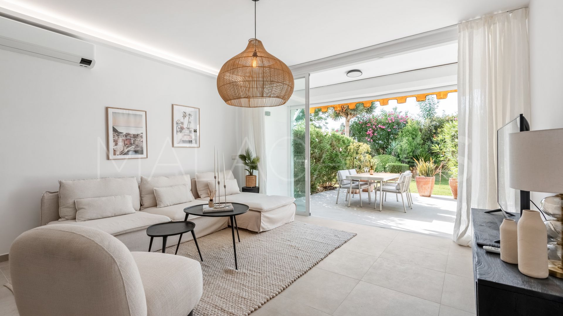 For sale town house in Los Algarrobos
