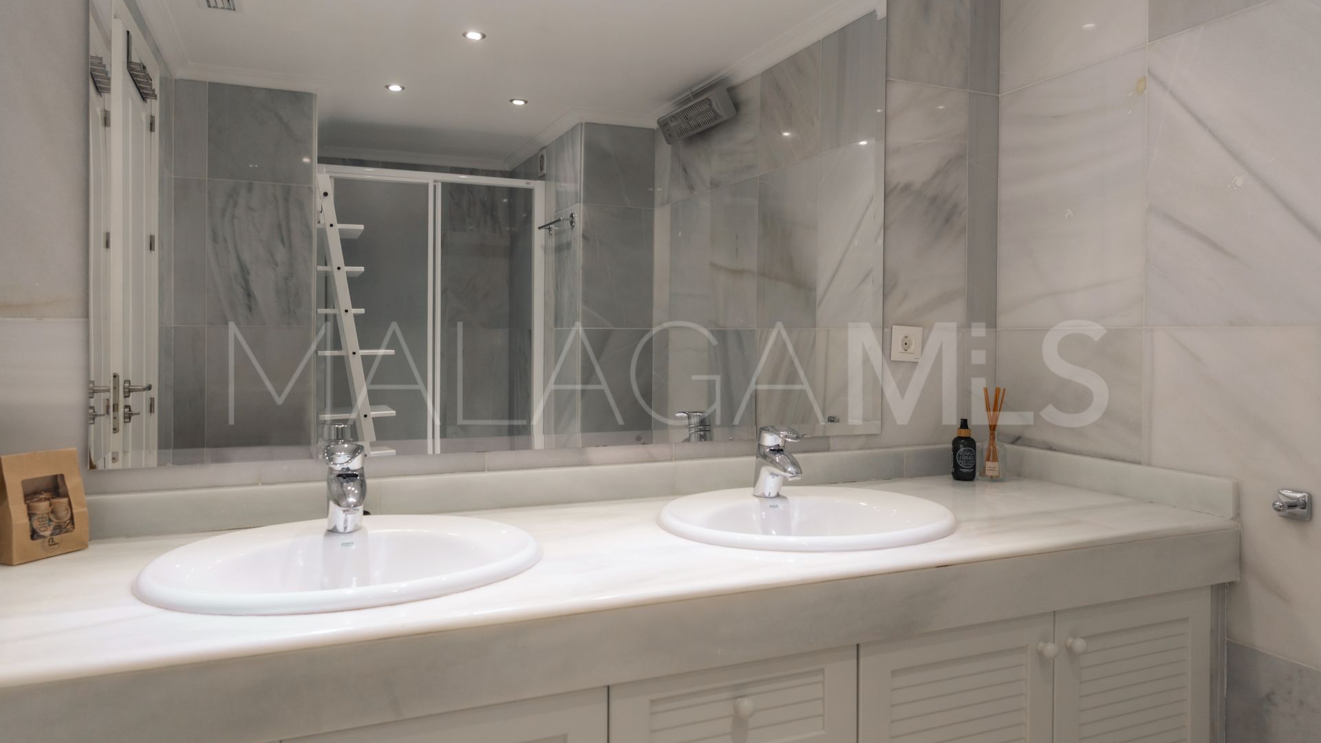 Apartamento for sale in Royal Gardens