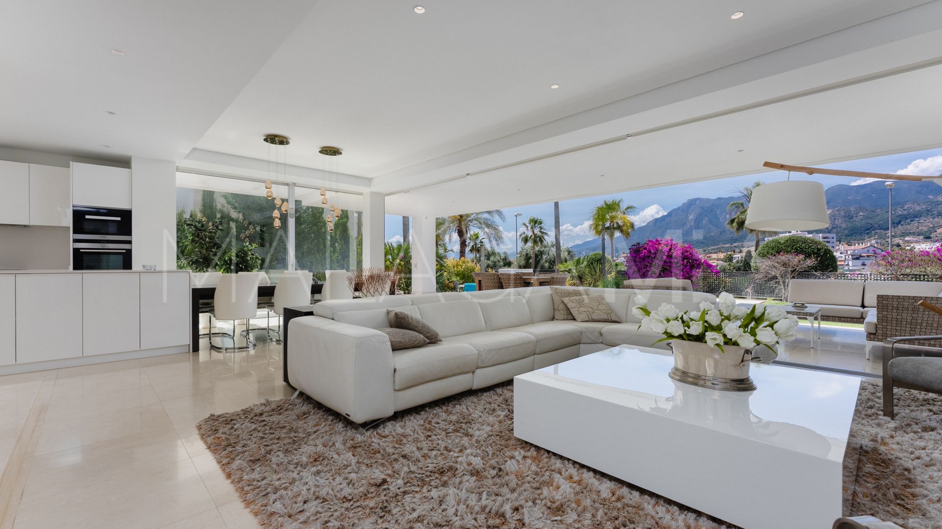 Villa for sale in Rio Real