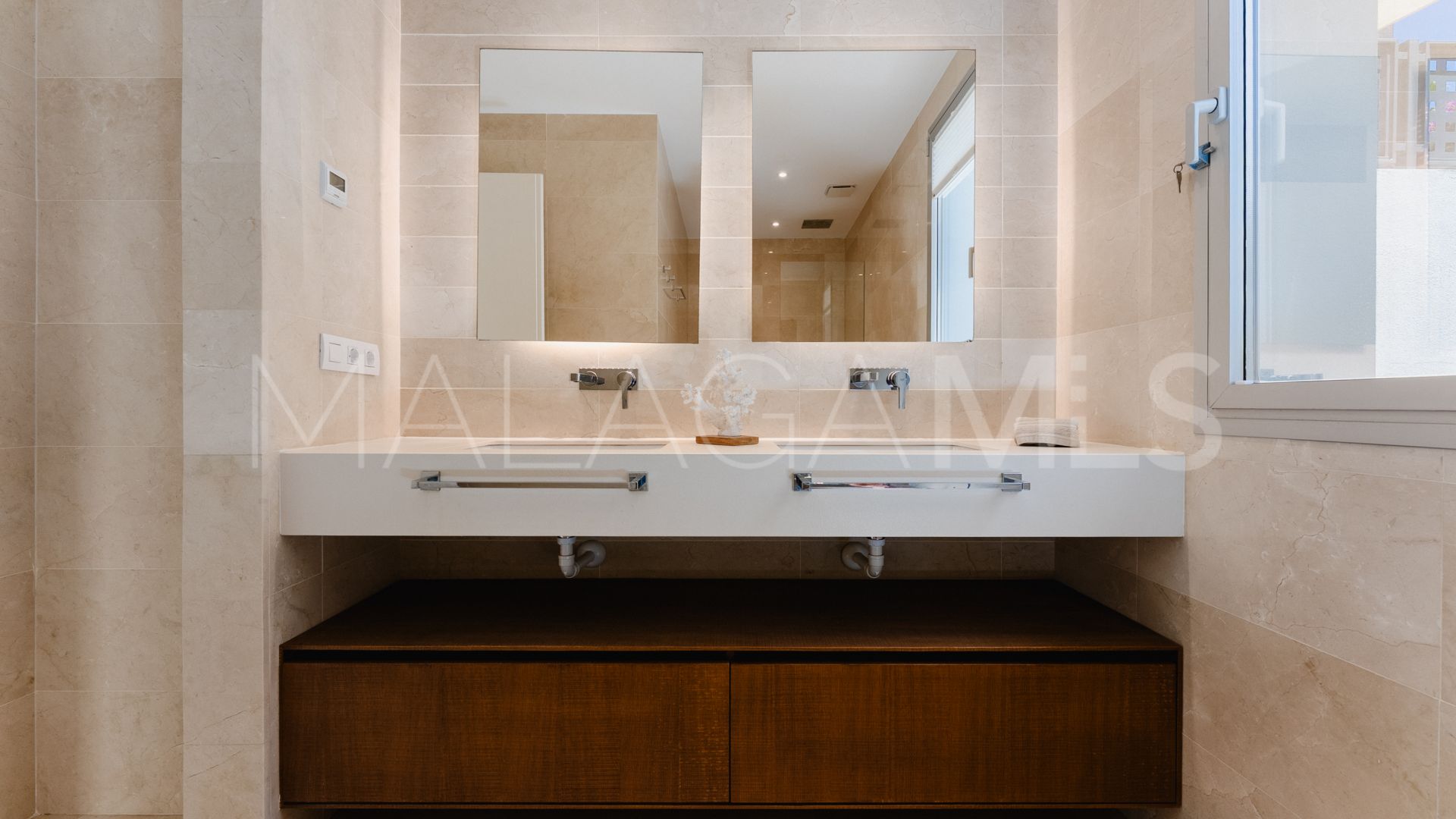 Villa for sale in Rio Real