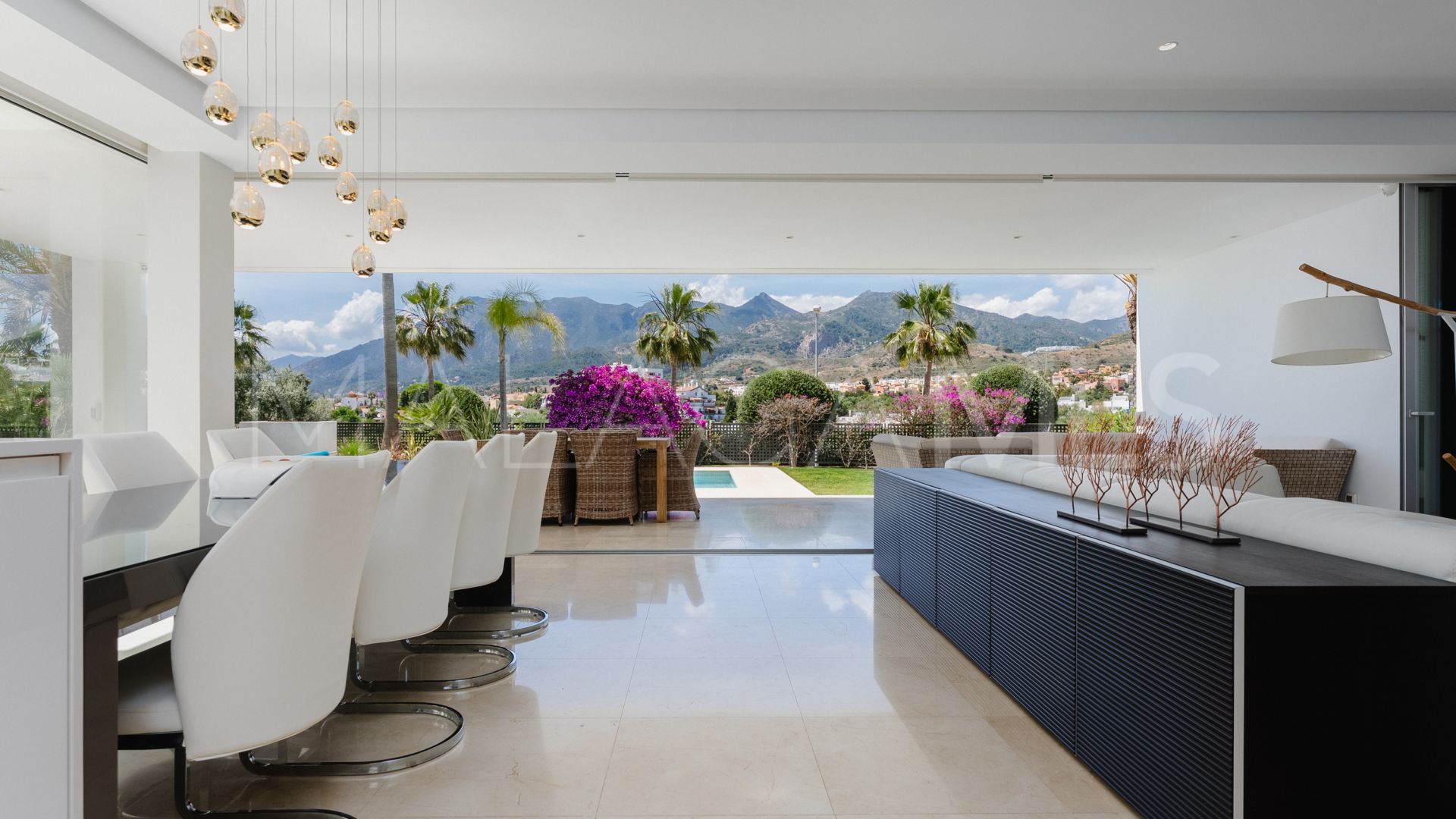 Villa for sale in Rio Real