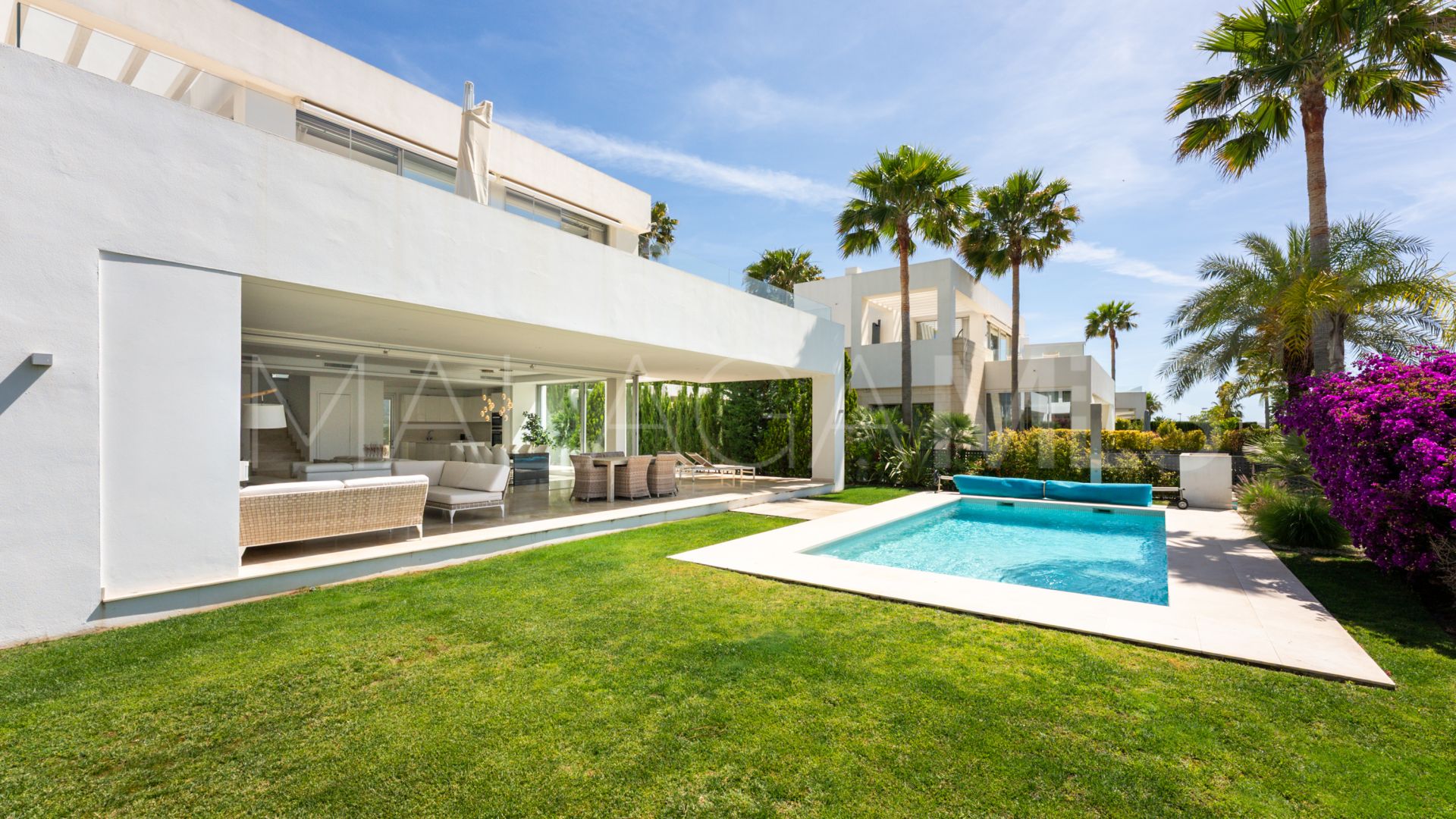 Villa for sale in Rio Real
