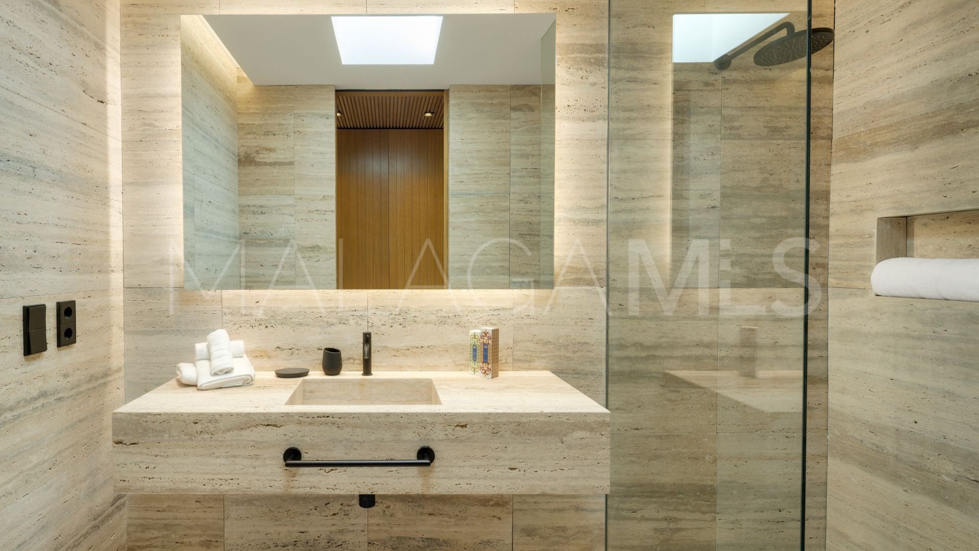 Villa for sale in El Madroñal