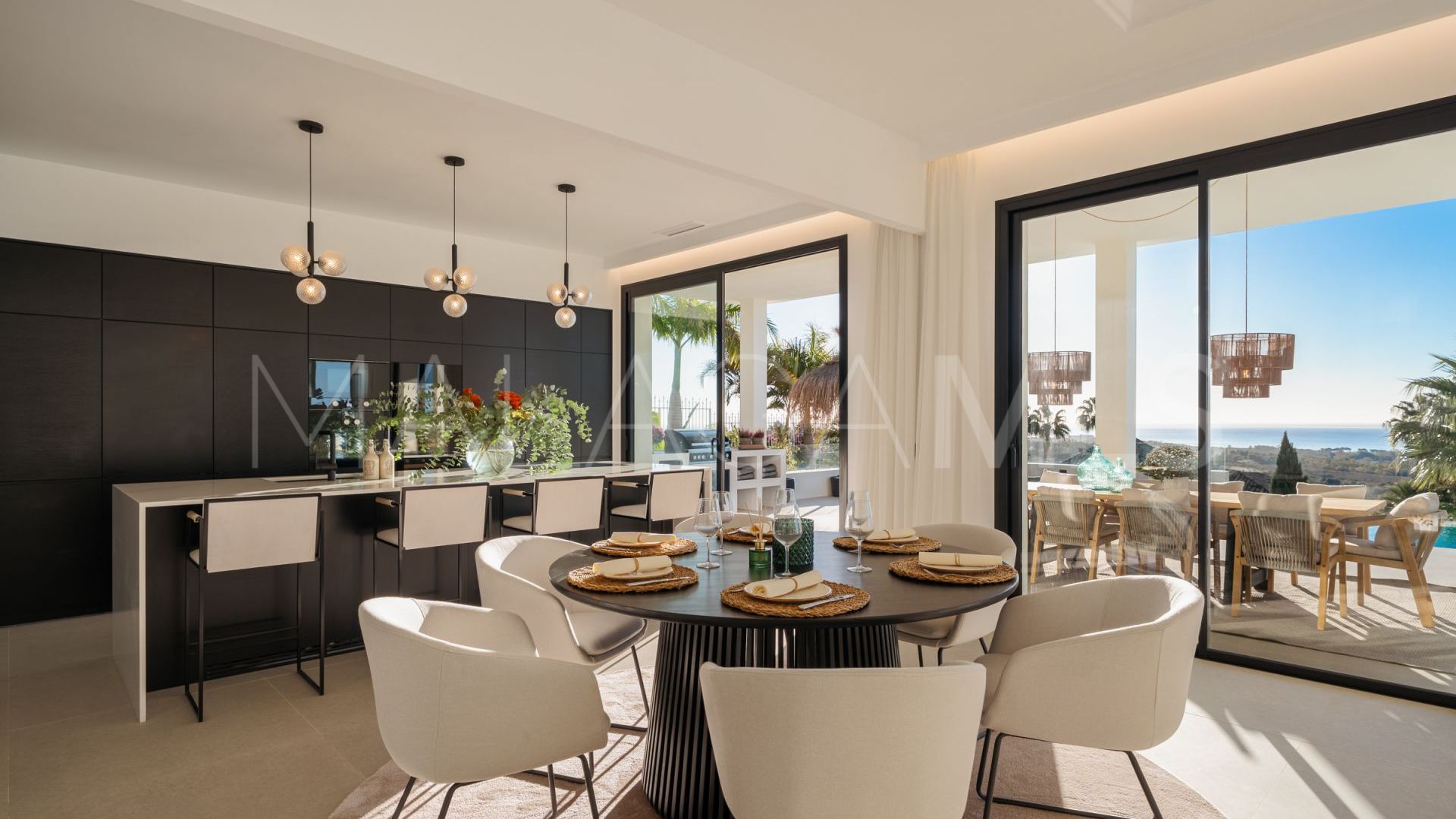 Buy villa de 6 bedrooms in Los Flamingos