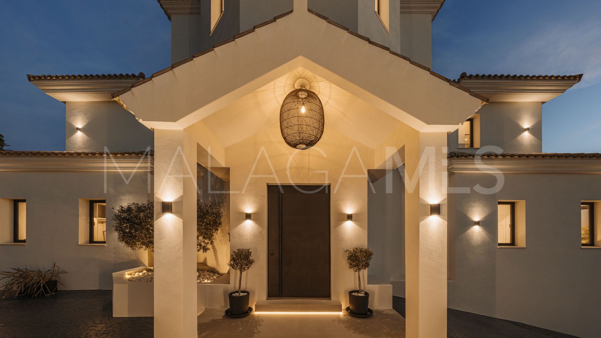 Buy villa de 6 bedrooms in Los Flamingos