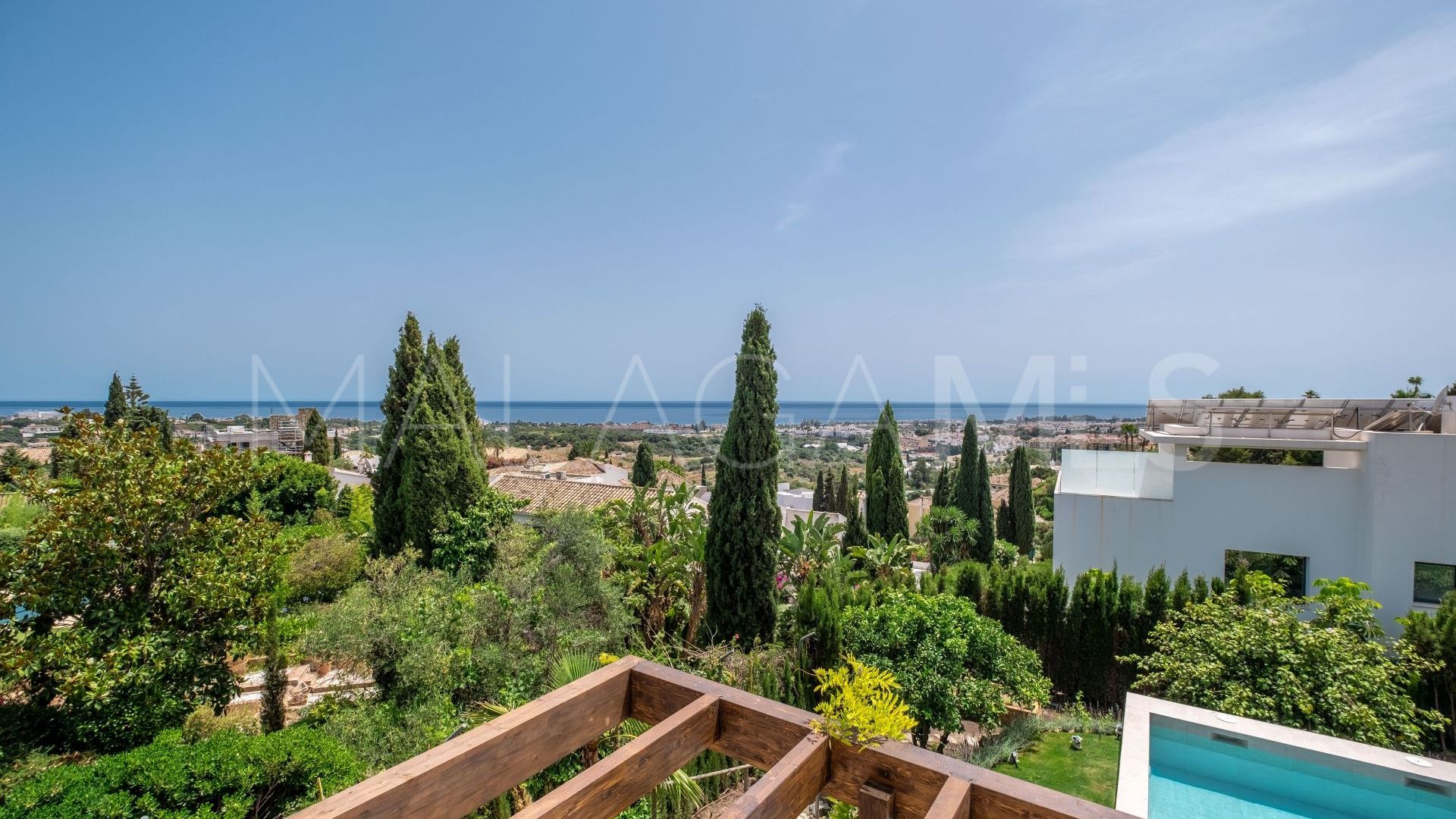 Villa for sale in Paraiso Alto