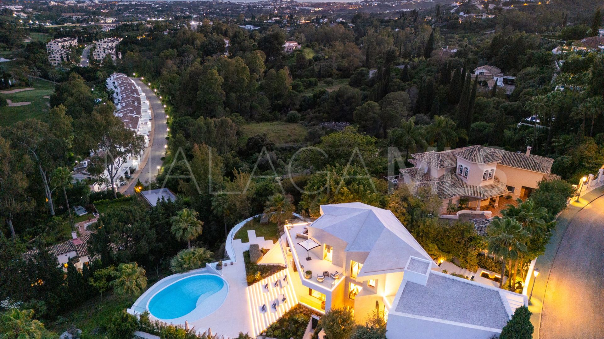 Villa for sale in El Herrojo