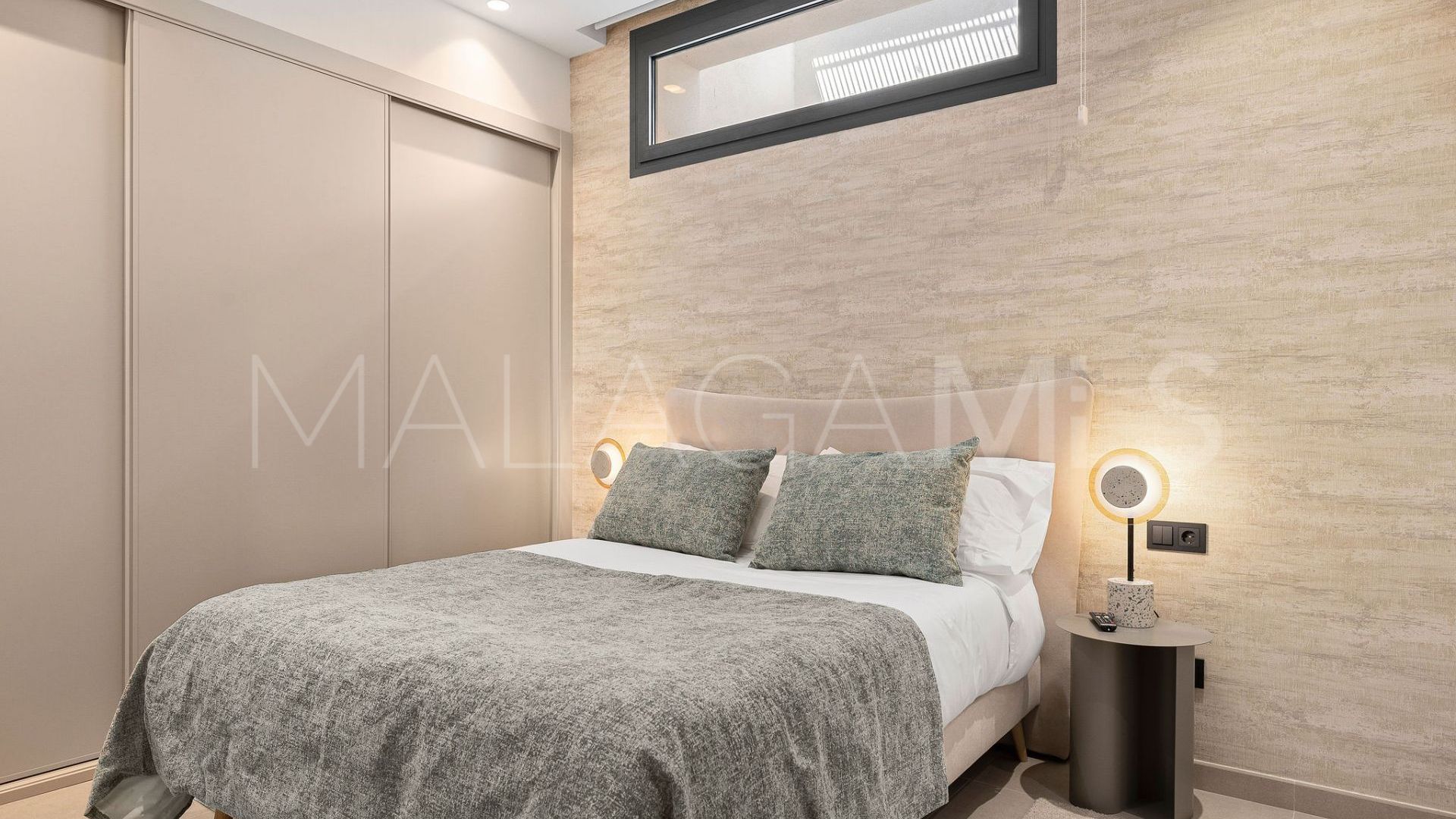 Se vende villa in La Cerquilla de 4 bedrooms