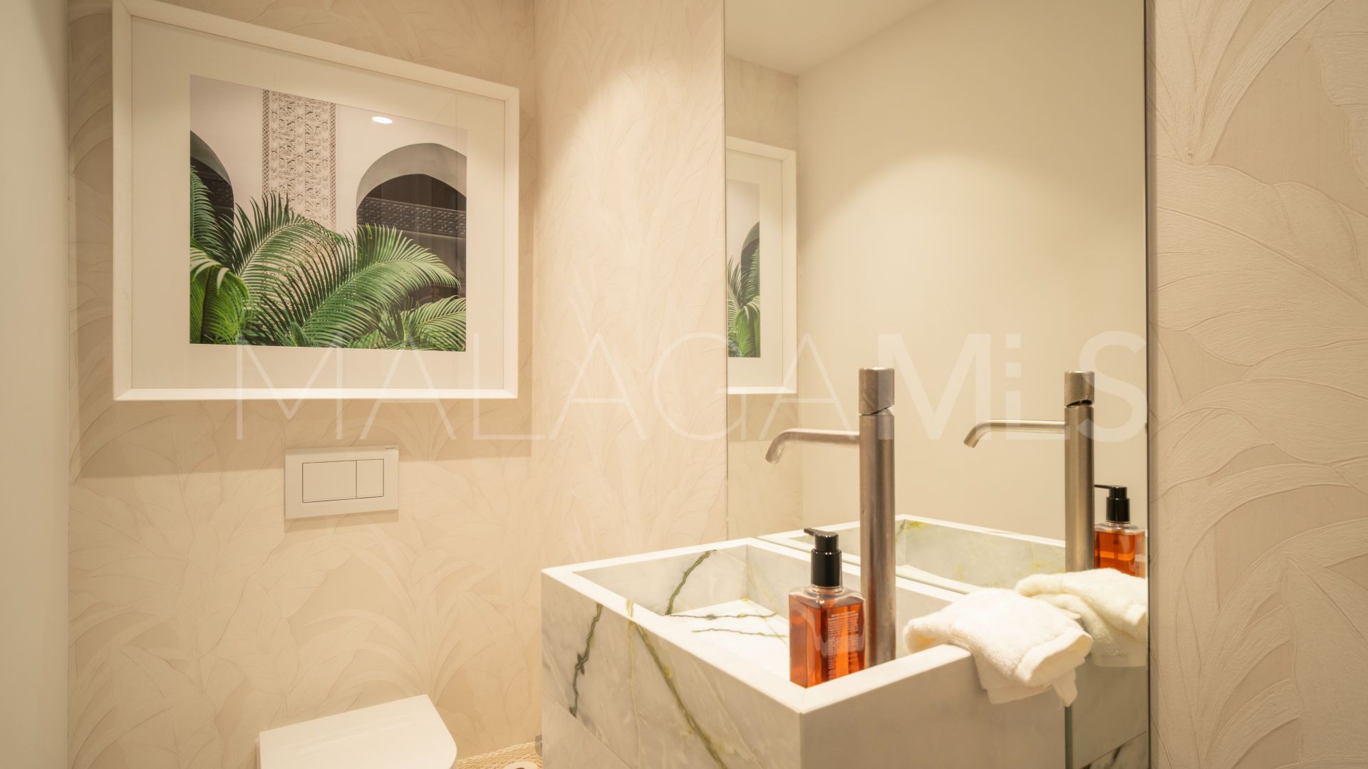 Marina Puente Romano ground floor apartment for sale