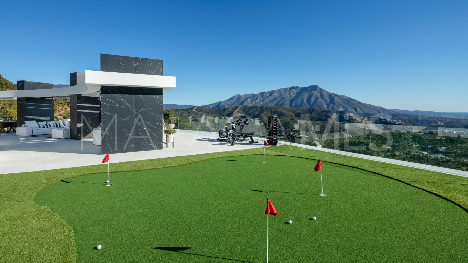 Villa for sale in La Zagaleta