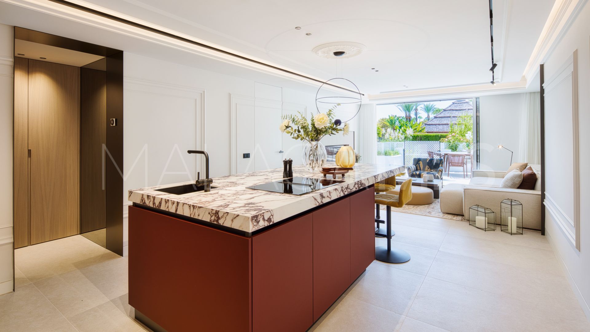 3 bedrooms ground floor apartment in Puente Romano for sale