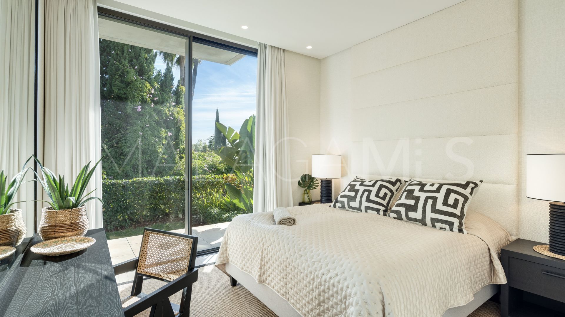 For sale La Quinta Hills villa